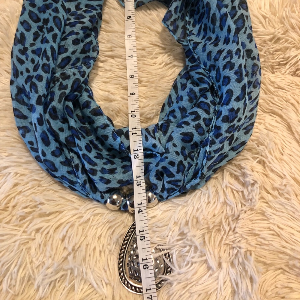 Infinity scarf - Picture 4 of 5